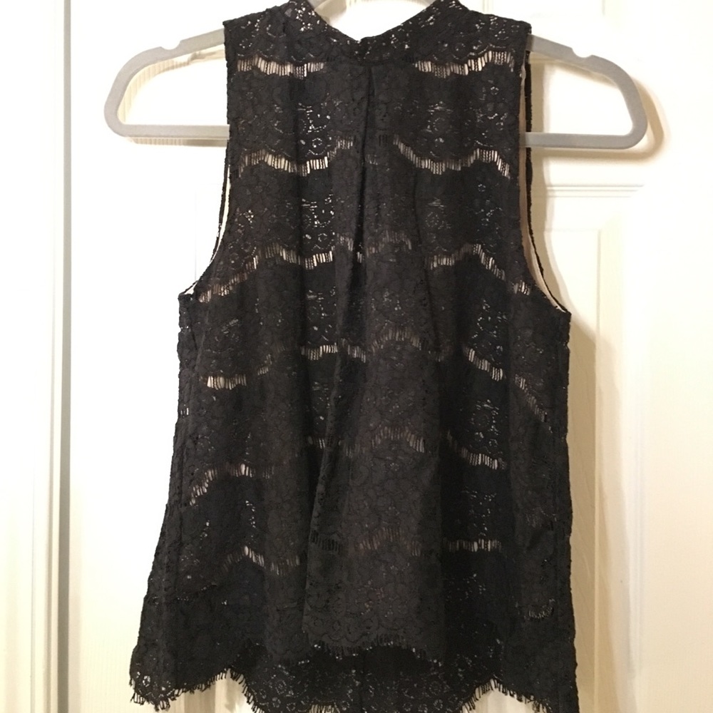 Black Lace Sleeveless Top!